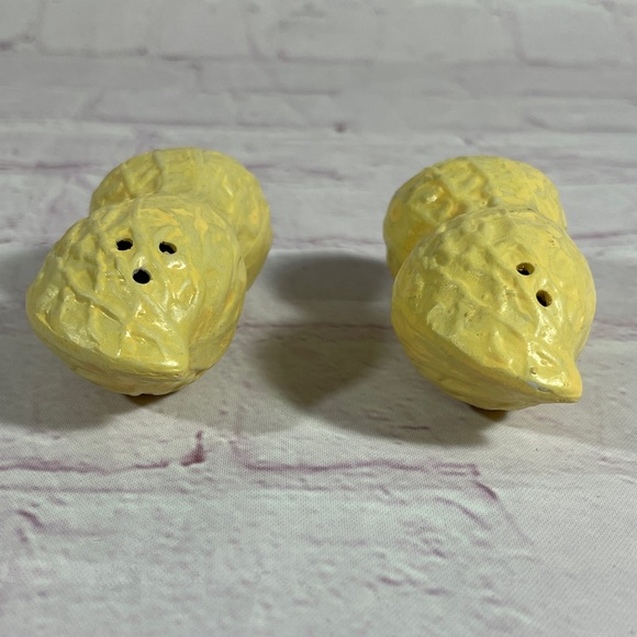 Vintage Ceramic Peanut Salt and Pepper Shaker Pair - Picture 2 of 8